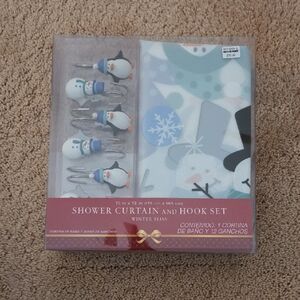 Bed Bath & Beyond Winter Bliss Shower Curtain and Hook Set - Multicolor